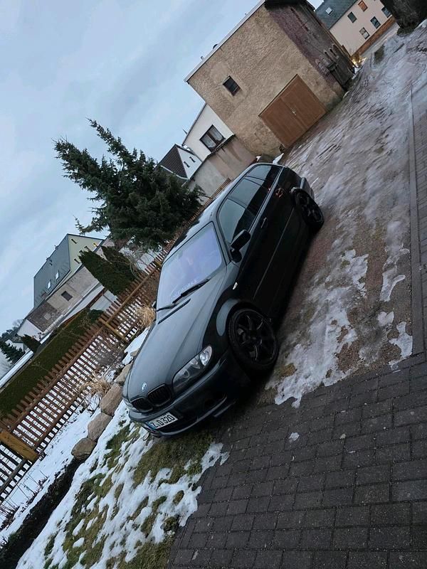Gebraucht BMW 320 M Sport 150 PS (110 kW) 2003 Schwarz Kombi