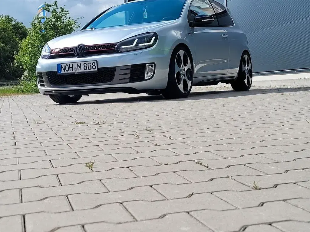 Gebraucht VW Golf VI GTI 211 PS (155 kW) 2010 Silber Kleinwagen
