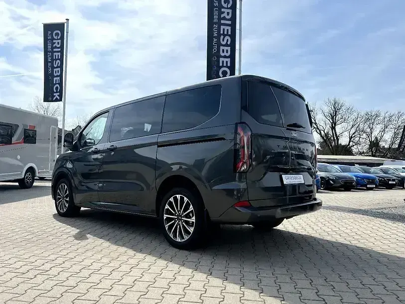 Neu Ford Tourneo Custom Titanium X 170 PS (125 kW) 2025 Grau Van