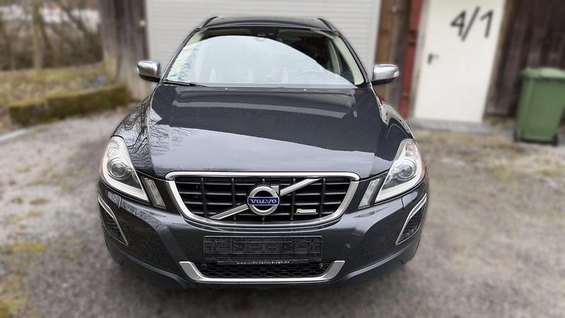 Gebraucht Volvo XC60 R-Design 215 PS (158 kW) 2011 Grau SUV