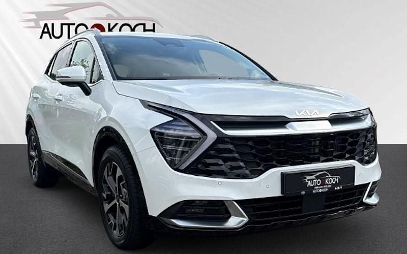 Weiß Gebraucht 2025 Kia Sportage Spirit SUV | 34.190 € (Guter Preis) - Bild 1/4