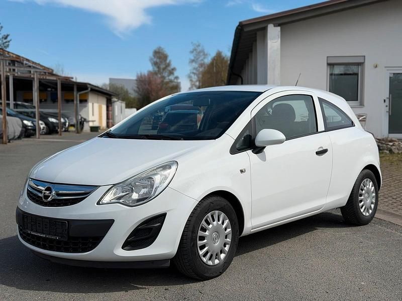 Gebraucht Opel Corsa Selection 69 PS (50 kW) 2012 Weiß Kleinwagen