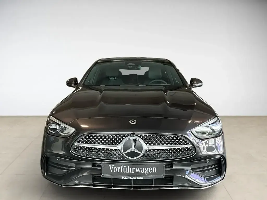 Gebraucht Mercedes C220 AMG line 197 PS (144 kW) 2025 Grau Limousine