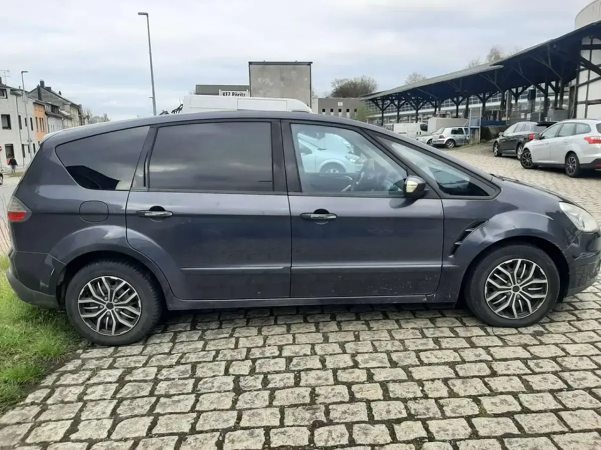 Gebraucht Ford Galaxy 140 PS (102 kW) 2009 Grau Van / Kleinbus
