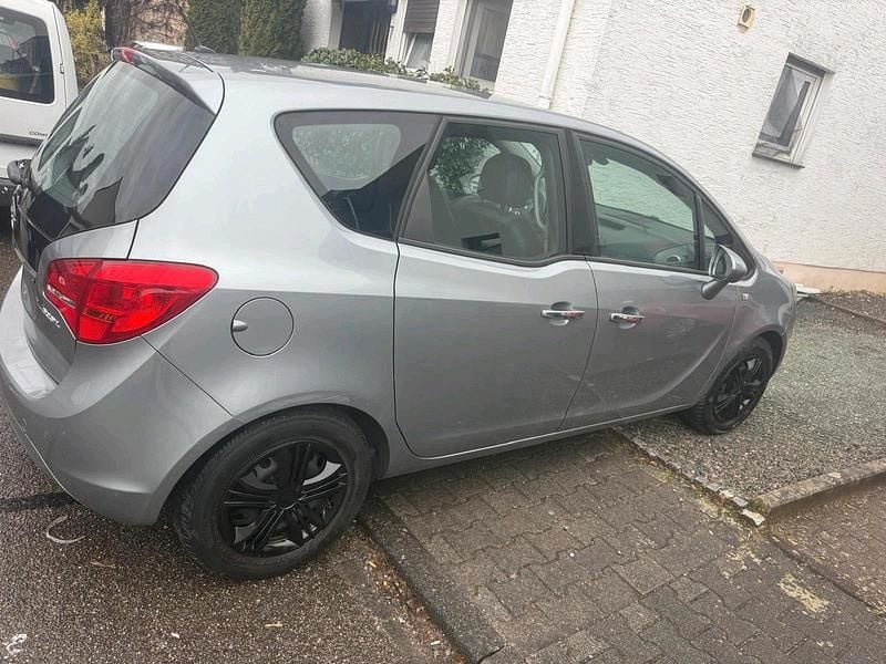Gebraucht Opel Meriva 120 PS (88 kW) 2011 Grau Van / Kleinbus