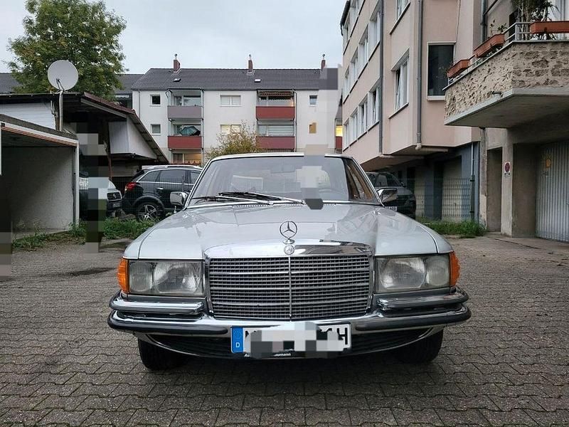 Gebraucht Mercedes S280 160 PS (117 kW) 1973 Silber Limousine