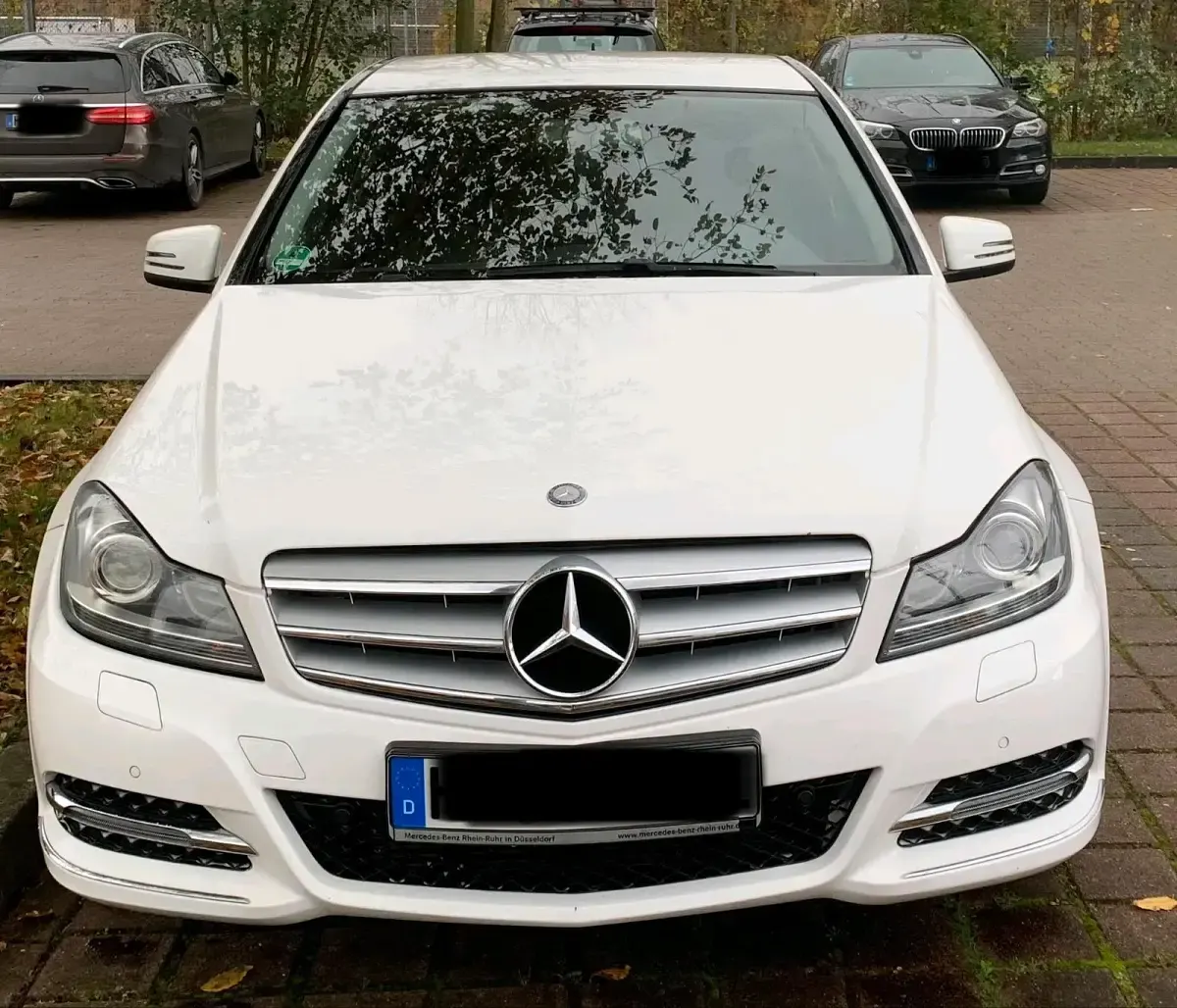 Gebraucht Mercedes C180 120 PS (88 kW) 2013 Weiß Limousine