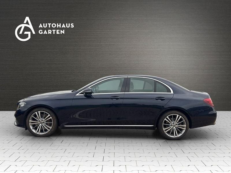 Gebraucht Mercedes E350 Avantgarde 258 PS (189 kW) 2018 Cavansitblau Limousine