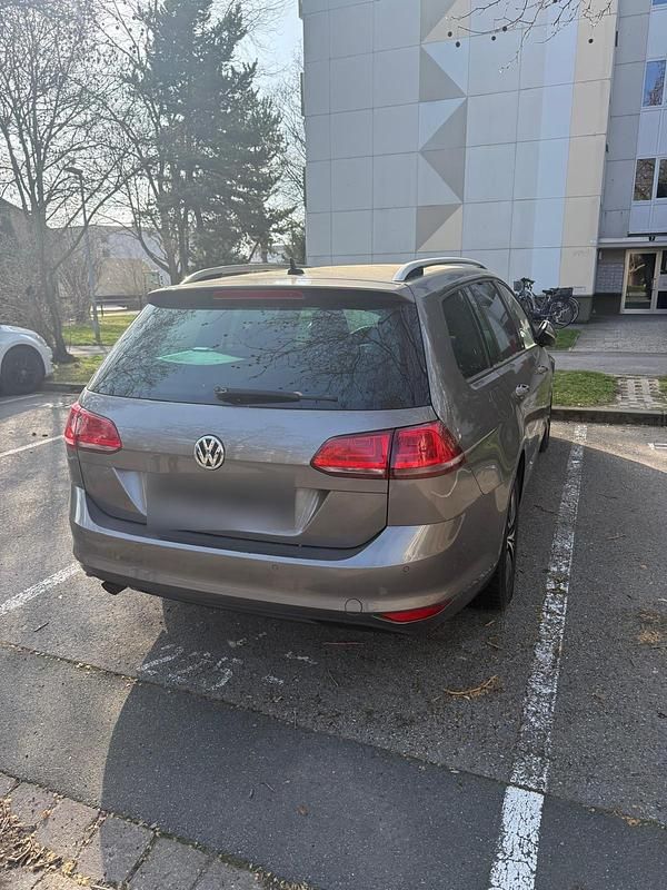 Gebraucht VW Golf VII Allstar 110 PS (80 kW) 2017 Grau Kombi