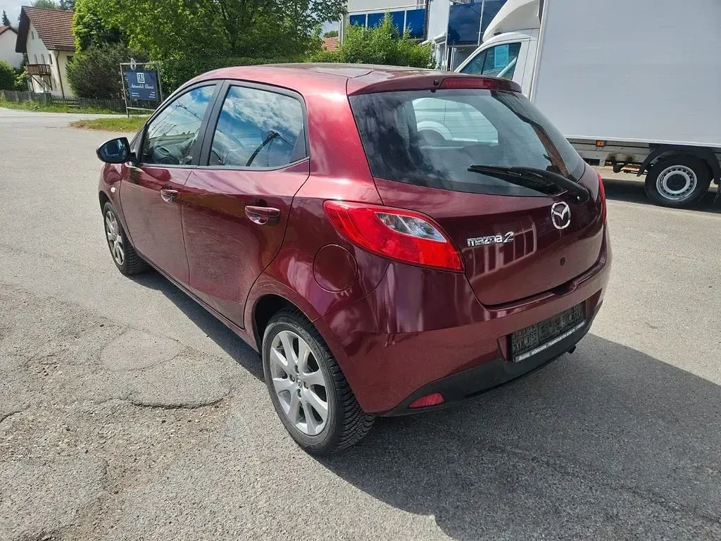Brugt Mazda 2 Active 84 HK (61 kW) 2011 Rød Hatchback