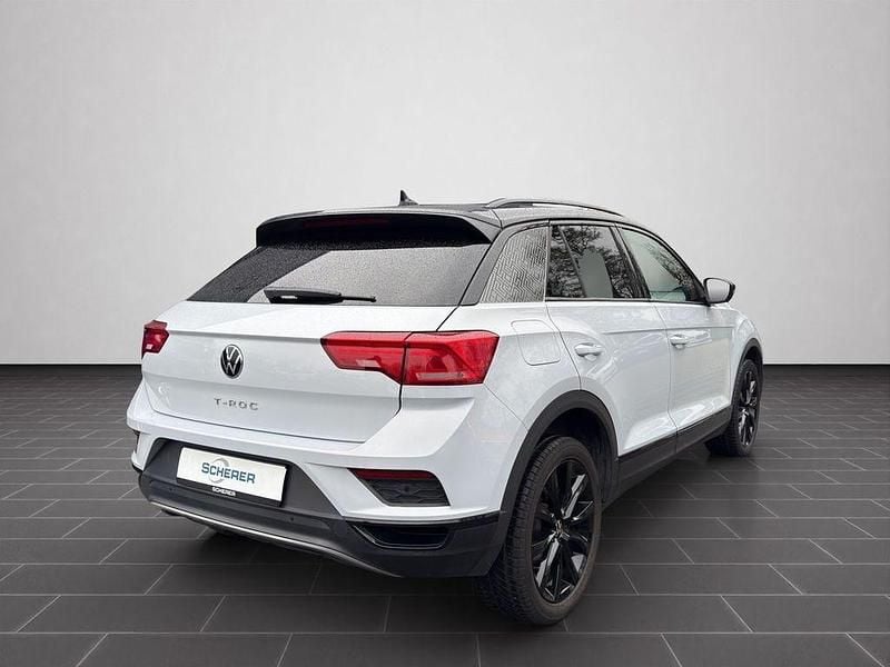 Gebraucht VW T-Roc Style 150 PS (110 kW) 2021 White silver metallic (metallic) SUV