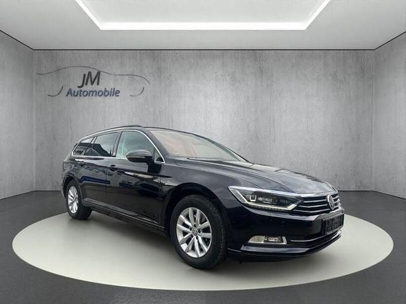 Schwarz Gebraucht 2015 VW Passat Comfortline Kombi | 10.990 € (Guter Preis) - Bild 1/4