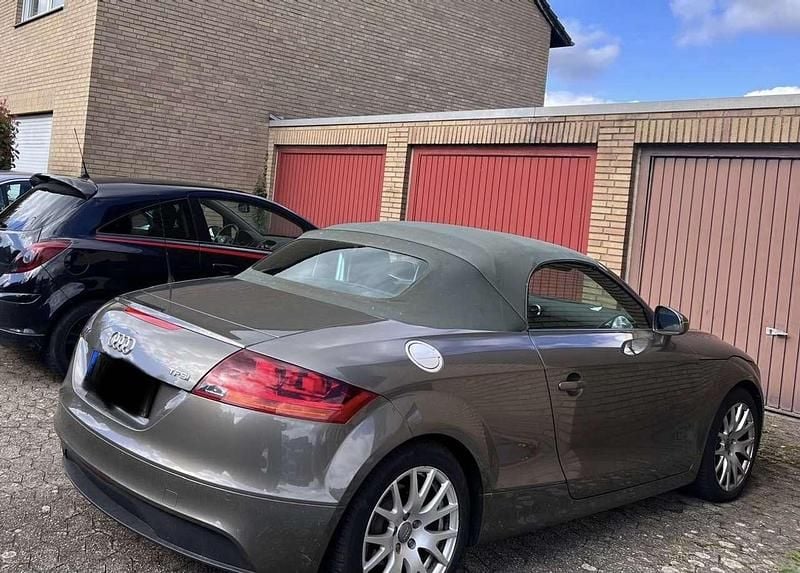 Gebraucht Audi TT Roadster 160 PS (117 kW) 2011 Cabrio