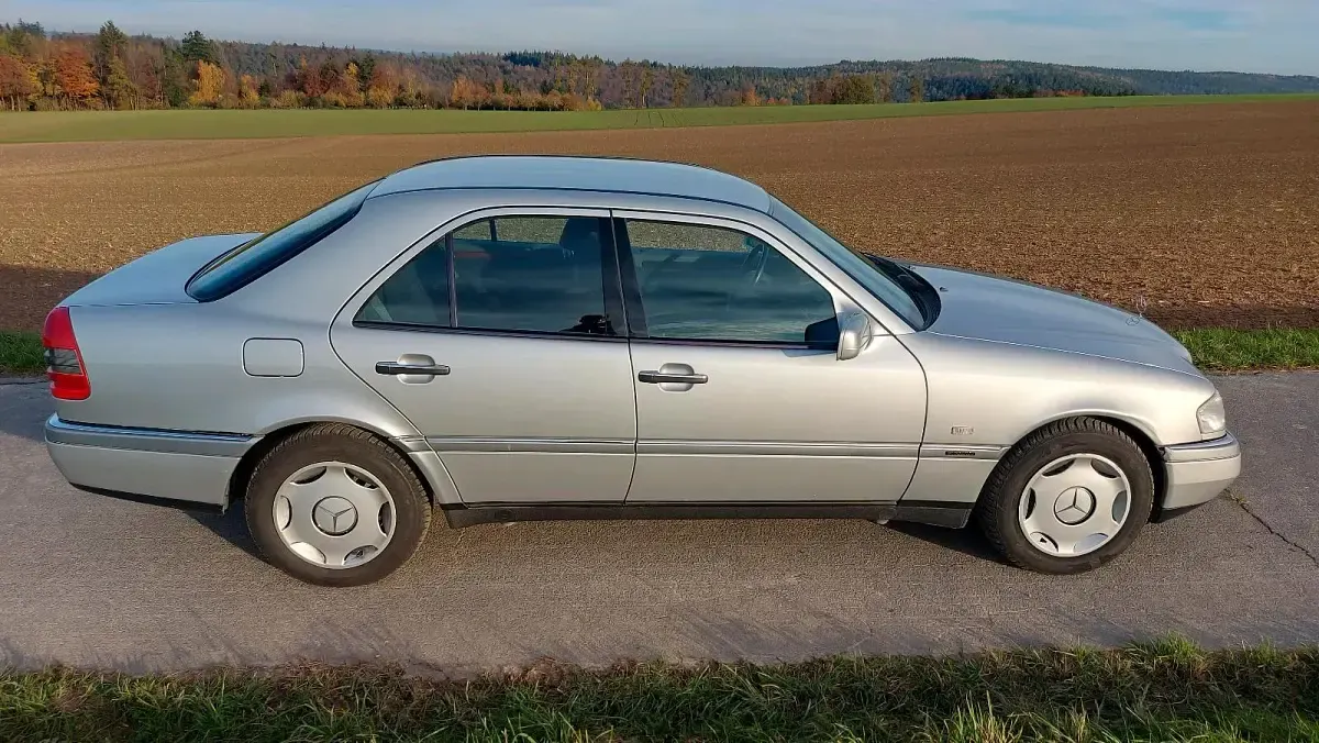 Gebraucht Mercedes C200 136 PS (100 kW) 1997 Limousine