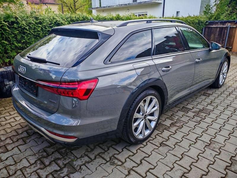 Gebraucht Audi A6 Allroad Basis 286 PS (210 kW) 2022 Grau Kombi