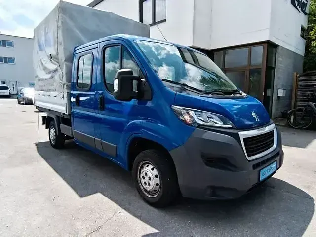 Gebraucht Peugeot Boxer 110 PS (80 kW) 2017 Blau (bleu line) Van