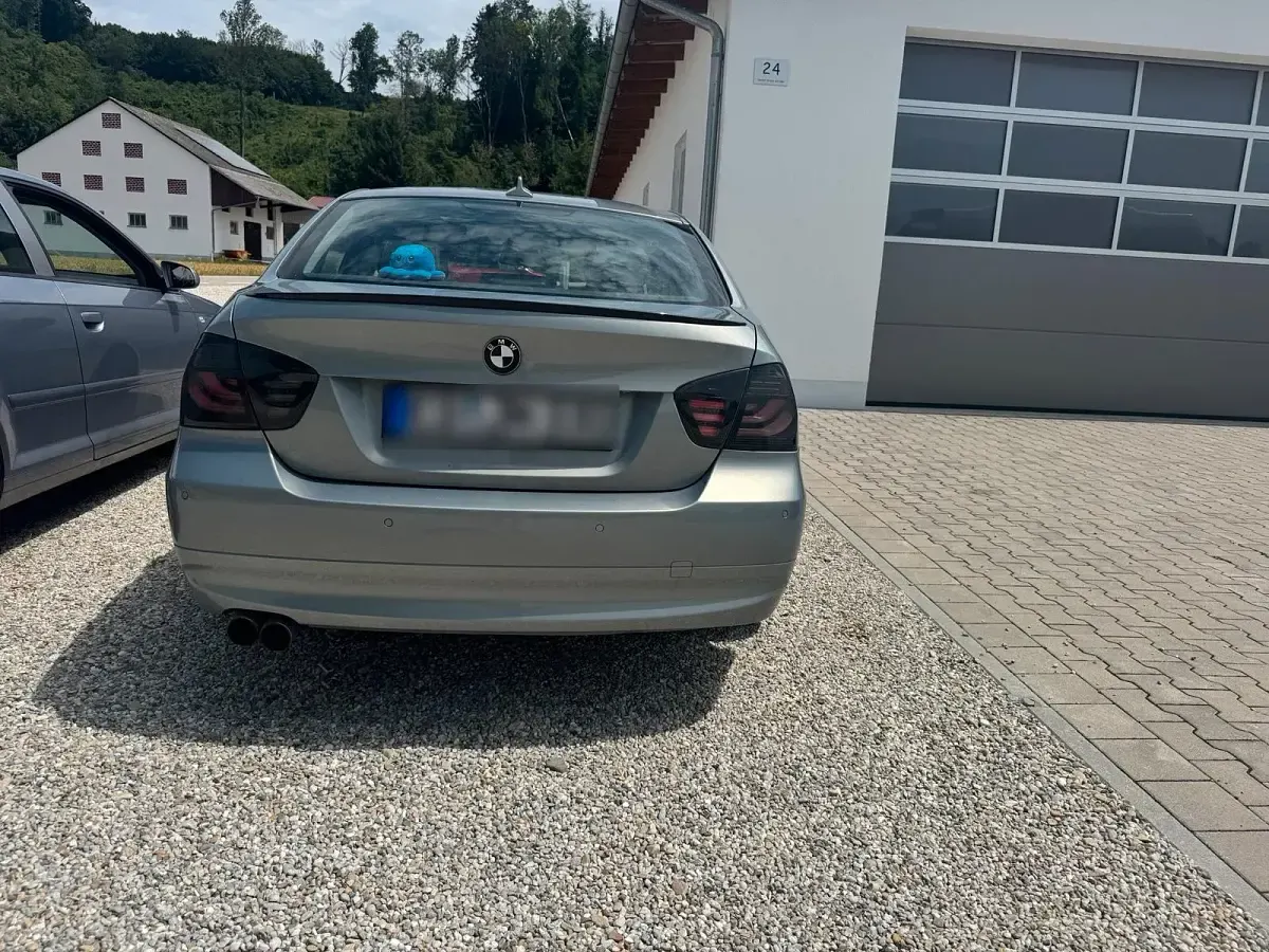 Gebraucht BMW 330 258 PS (189 kW) 2005 Silber Limousine