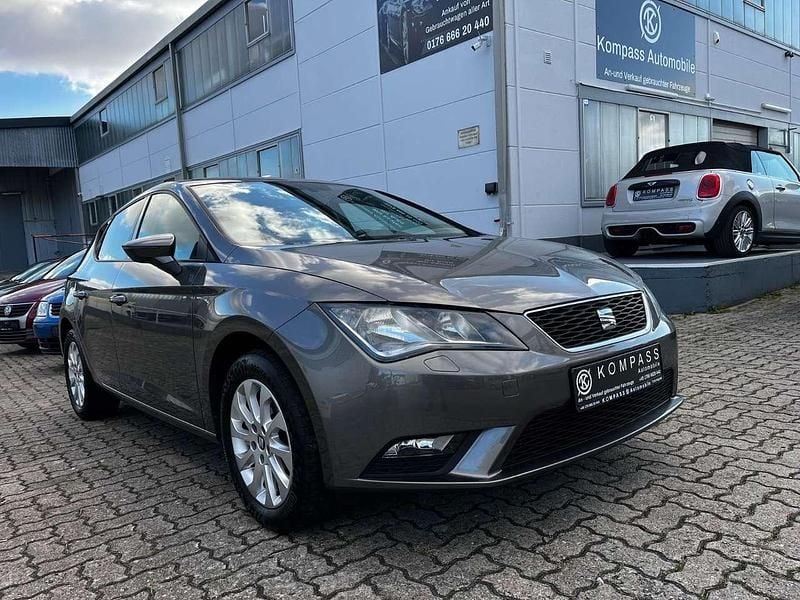Grau Gebraucht 2014 Seat Leon Style Kombi | 8.990 € (Guter Preis) - Bild 1/4