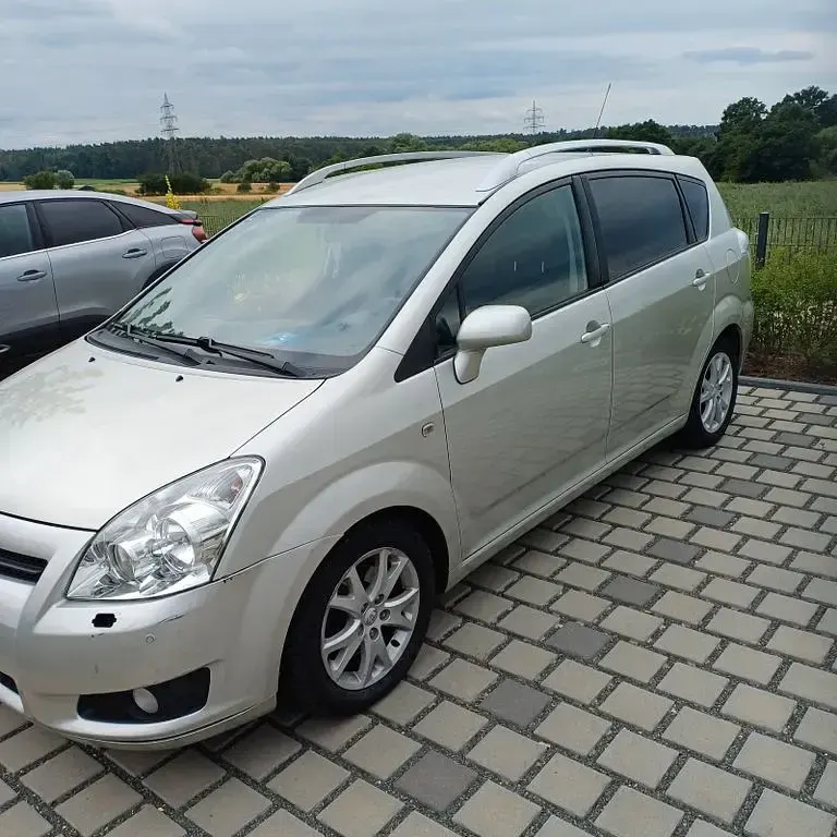 Gebraucht Toyota Corolla Verso 136 PS (100 kW) 2009 Grau Van / Kleinbus