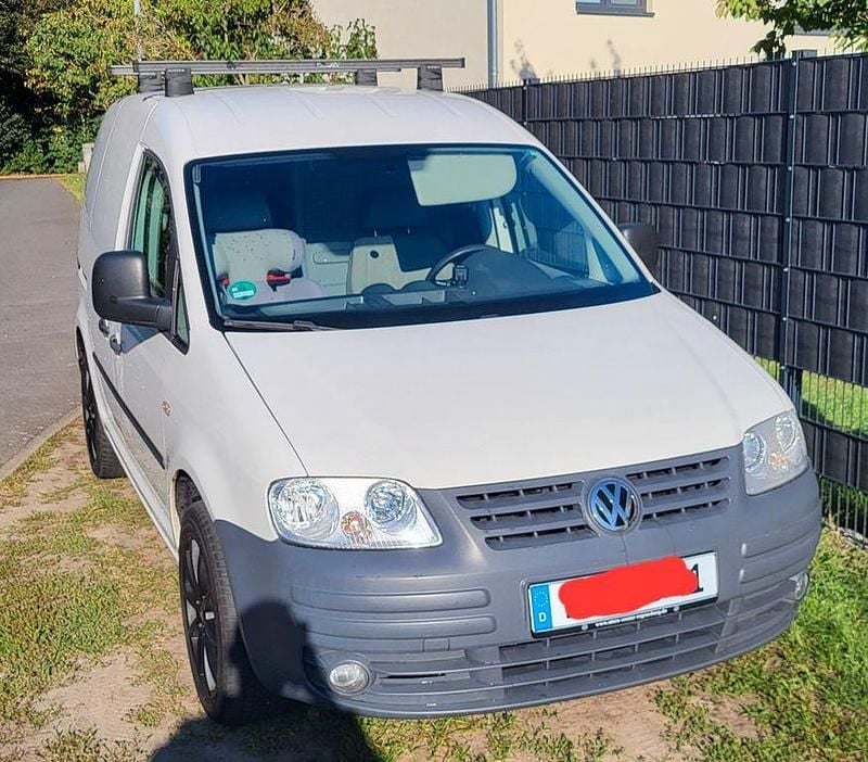 Weiß Gebraucht 2008 VW Caddy Van / Kleinbus | 5.999 € (Teuer) - Bild 1/4
