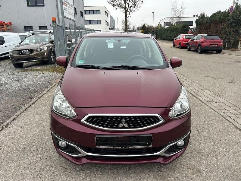 Gebraucht Mitsubishi Space Star Diamant Edition 71 PS (52 kW) 2017 Rot Limousine