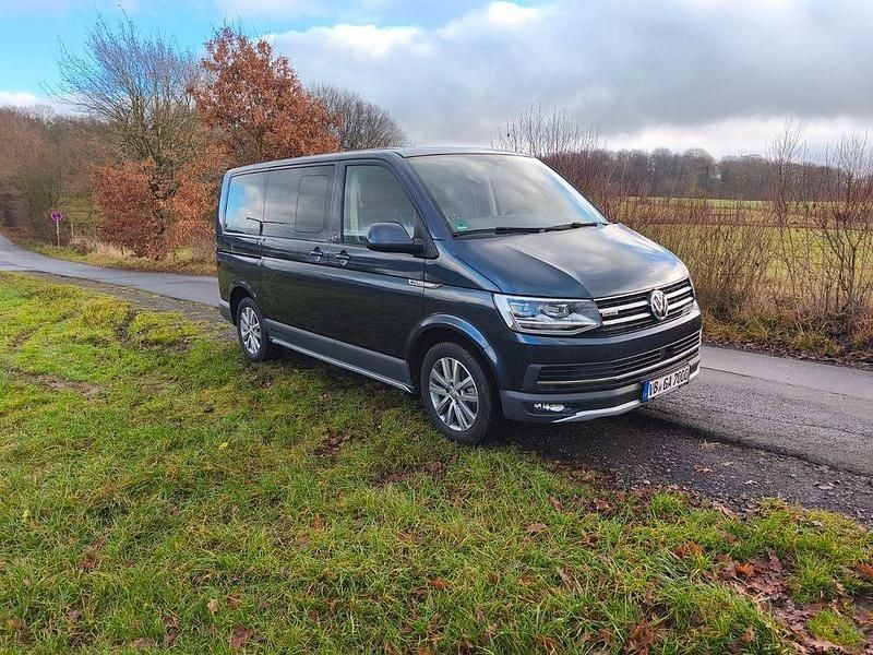 Gebraucht VW Multivan PanAmericana 204 PS (150 kW) 2017 Blau Van