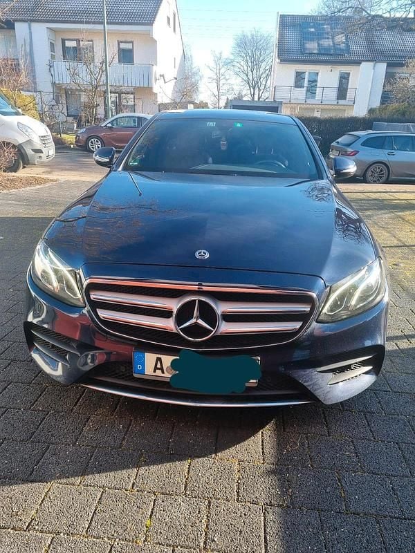 Gebraucht Mercedes E350 286 PS (210 kW) 2019 Blau Limousine