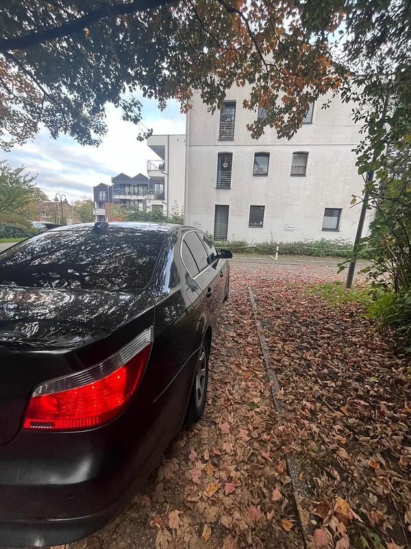 Gebraucht BMW 525 177 PS (130 kW) 2005 Schwarz Limousine