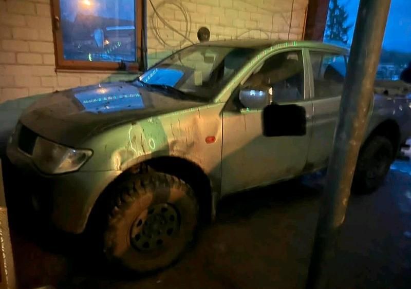 Gebraucht Mitsubishi L200 2009 Grün Abholung