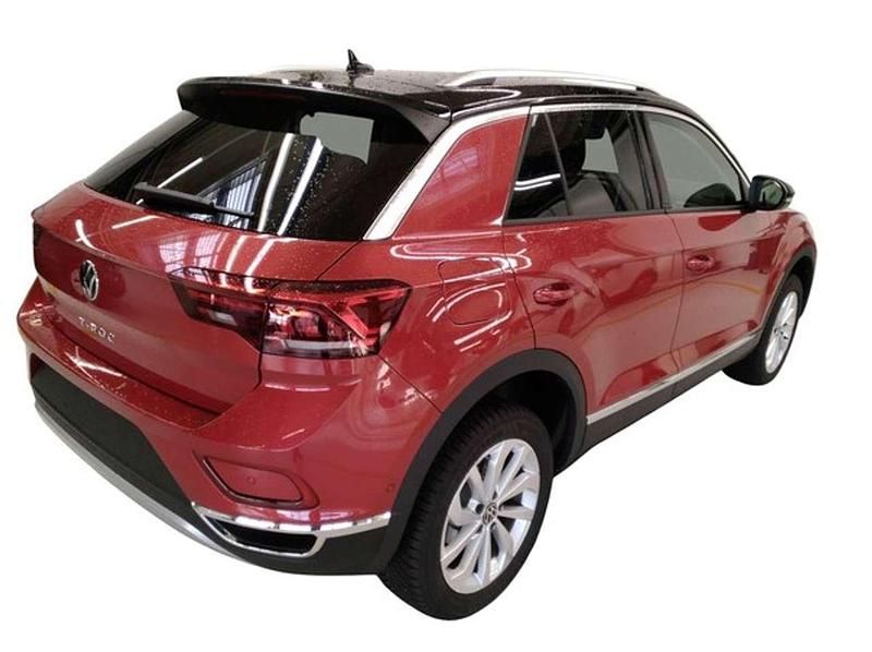Gebraucht VW T-Roc Style 150 PS (110 kW) 2024 Kings red SUV