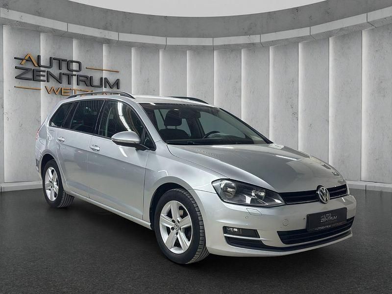 Silber Gebraucht 2013 VW Golf VII Comfortline Kombi | 7.990 € (Guter Preis) - Bild 1/4