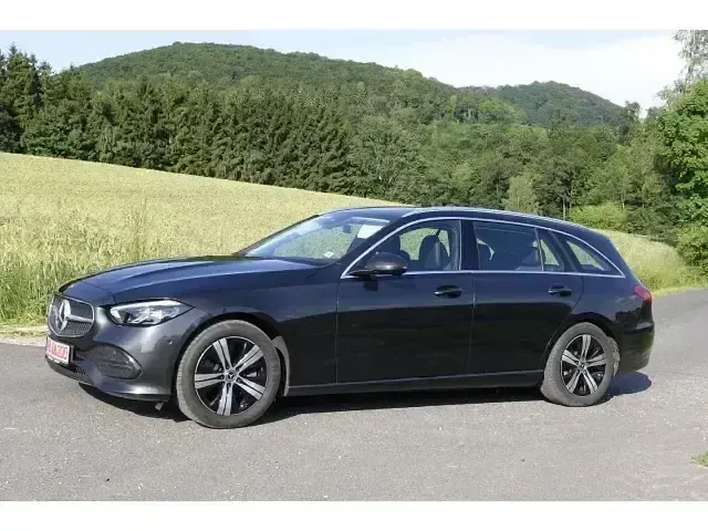 Gebraucht Mercedes C220 220 PS (161 kW) 2022 Grau Kombi