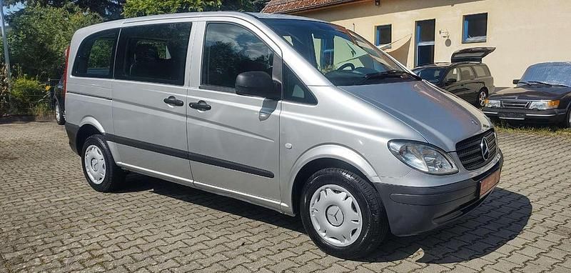 Gebraucht Mercedes Vito 150 PS (110 kW) 2009 Silber Van