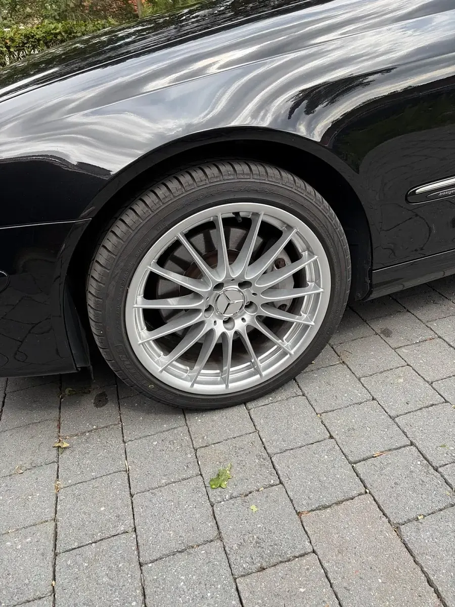 Gebraucht Mercedes CLK320 224 PS (164 kW) 2009 Schwarz Cabrio