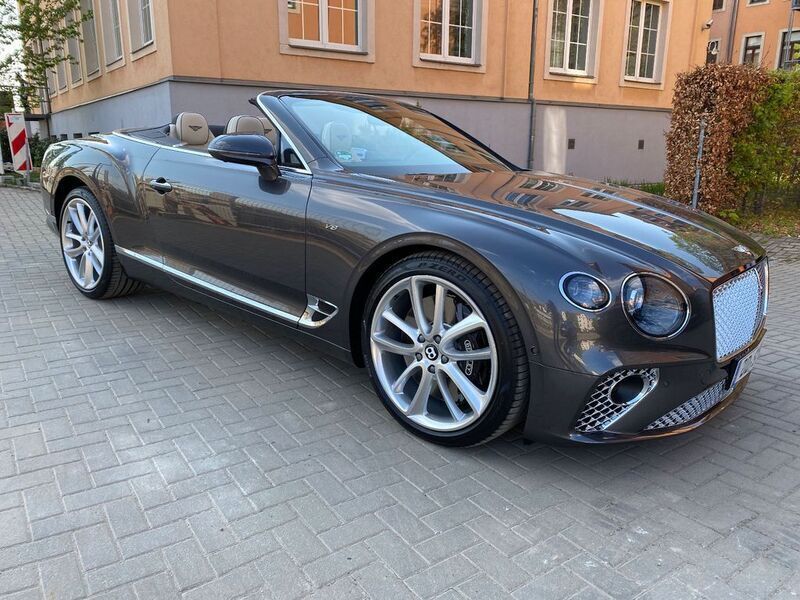 Magnetic grey Gebraucht 2022 Bentley Continental GT Convertible Mulliner Cabrio | 209.990 € (Fairer Preis) - Bild 1/4