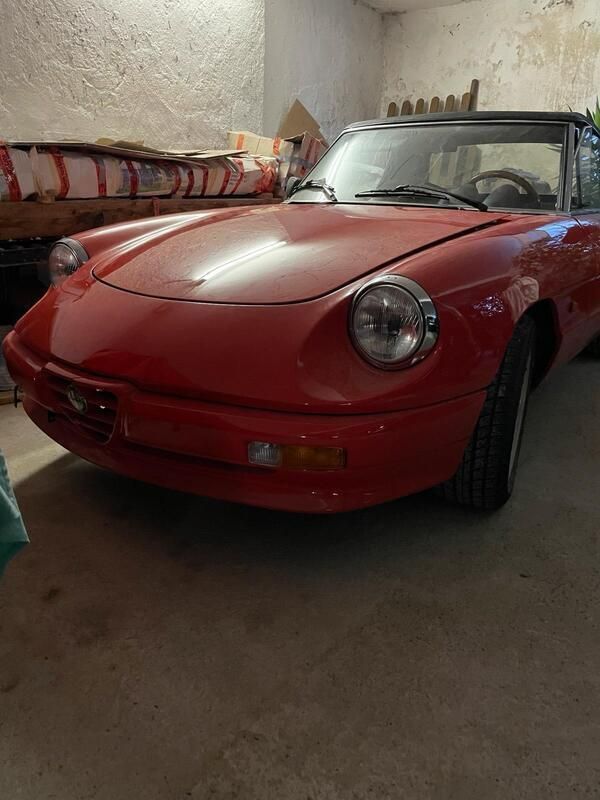 Rot Gebraucht 1983 Alfa Romeo Spider Cabrio | 8.400 € - Bild 1/4