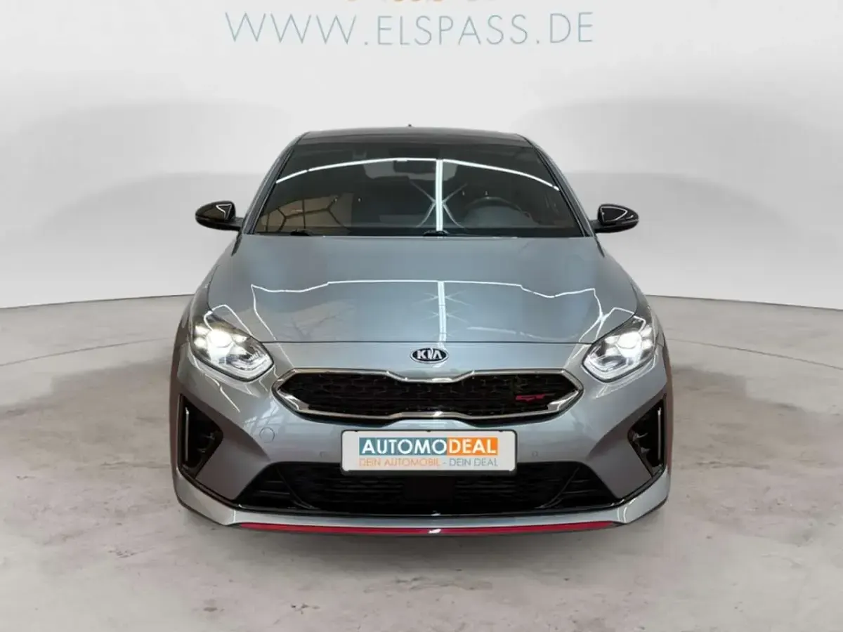 Gebraucht Kia ProCeed GT 204 PS (150 kW) 2019 Css) lunarsilber met. (silber Kombi
