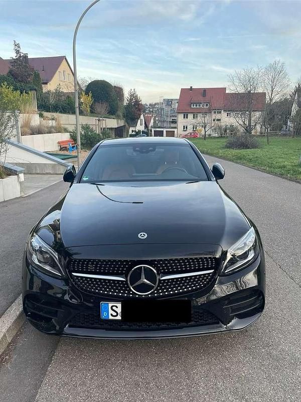 Gebraucht Mercedes C300e 331 PS (243 kW) 2020 Schwarz Limousine