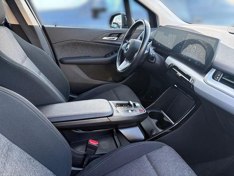 Gebraucht BMW 218 Active Tourer 150 PS (110 kW) 2022 Schwarz Van / Kleinbus