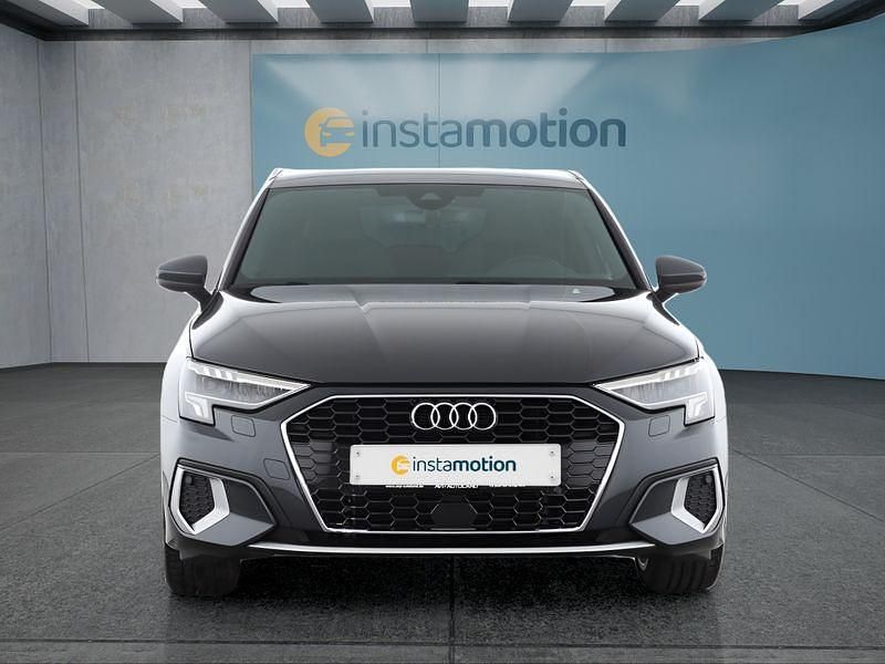 Gebraucht Audi A3 Sportback 150 PS (110 kW) 2024 Grau Kleinwagen