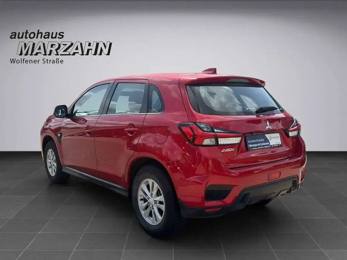 Gebraucht Mitsubishi ASX Spirit 150 PS (110 kW) 2021 Dynamik rot (d) SUV
