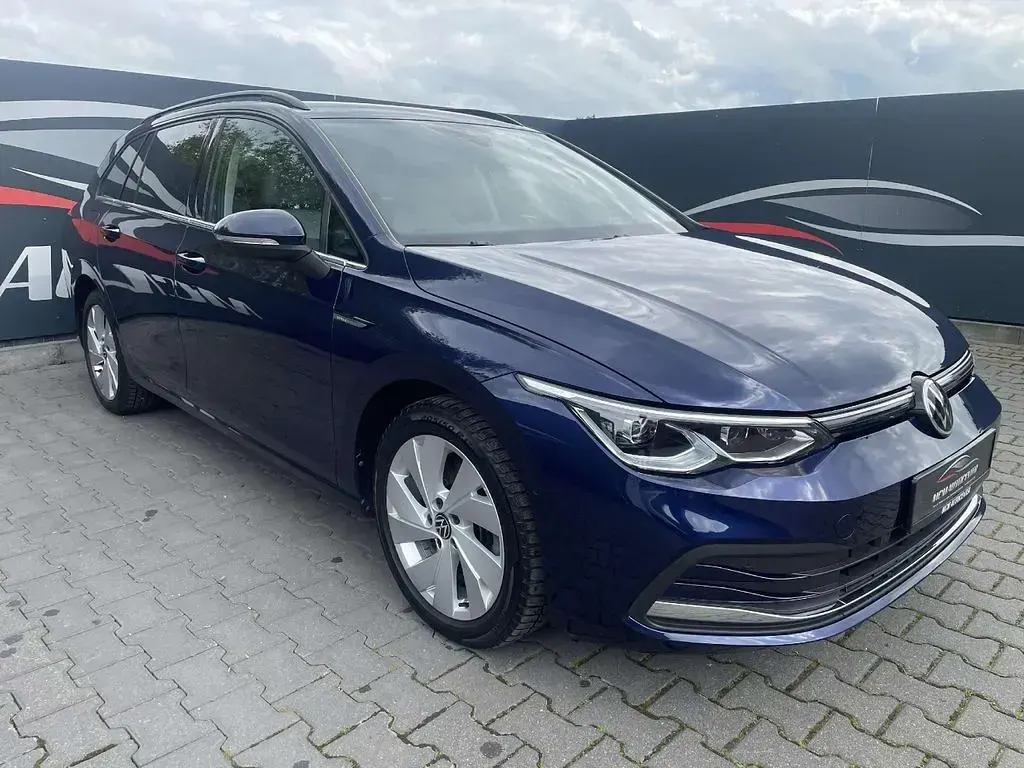 Gebraucht VW Golf VII Style 150 PS (110 kW) 2021 Blau Kleinwagen