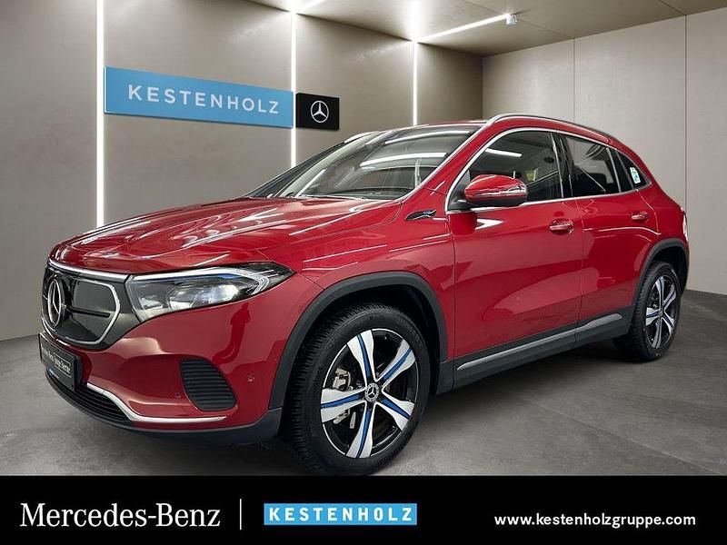 Manufaktur patagonienrot Gebraucht 2021 Mercedes EQA250 SUV | 30.490 € (Fairer Preis) - Bild 1/4