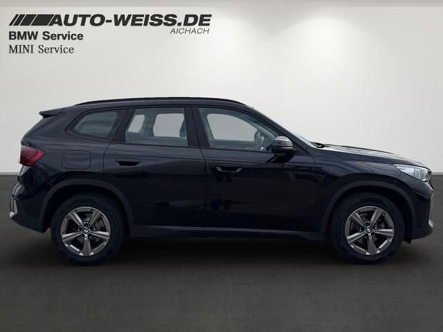 Gebraucht BMW X1 Performance 163 PS (119 kW) 2023 Saphirschwarz (schwarz) SUV