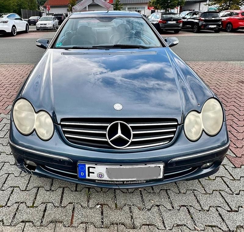 Grün Gebraucht 2004 Mercedes CLK240 Coupé | 3.500 € - Bild 1/4
