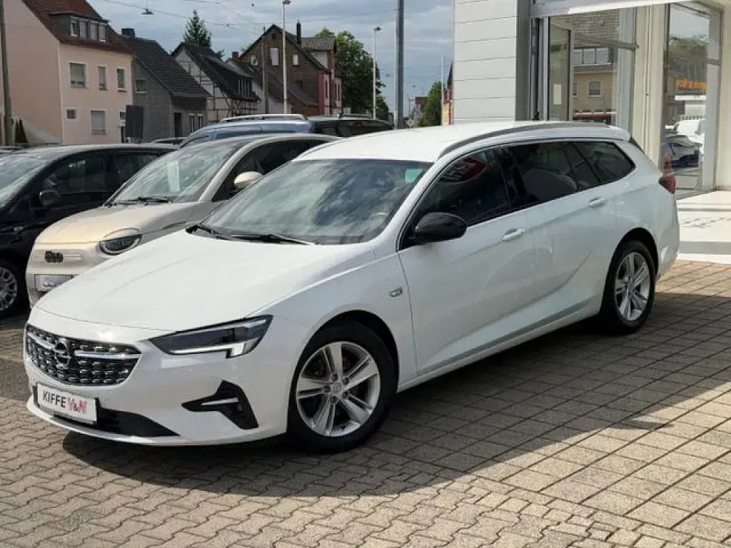 Gebraucht Opel Insignia Business 122 PS (89 kW) 2023 Weiß Kombi