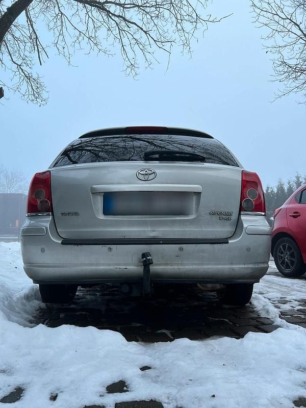 Gebraucht Toyota Avensis 177 PS (130 kW) 2008 Silber Kombi