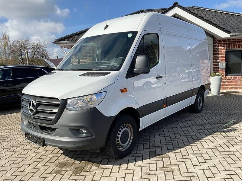 Gebraucht Mercedes Sprinter 170 PS (125 kW) 2023 Weiß Van