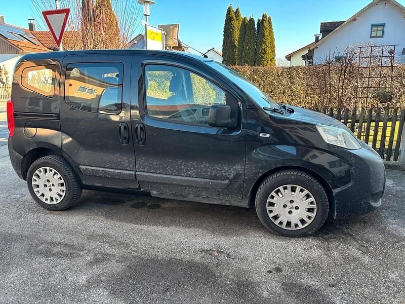 Schwarz Gebraucht 2010 Peugeot Bipper Van / Kleinbus | 3.500 € - Bild 1/4