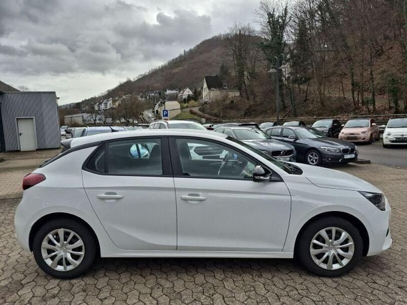 Gebraucht Opel Corsa Edition 75 PS (55 kW) 2021 Jade weiss/arktis weiss Kleinwagen